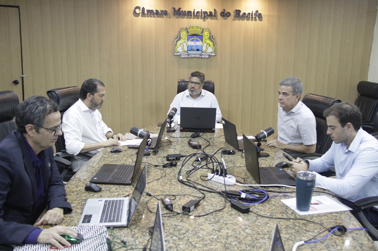 Comissão da Câmara do Recife debate mudanças no Código Tributário Municipal